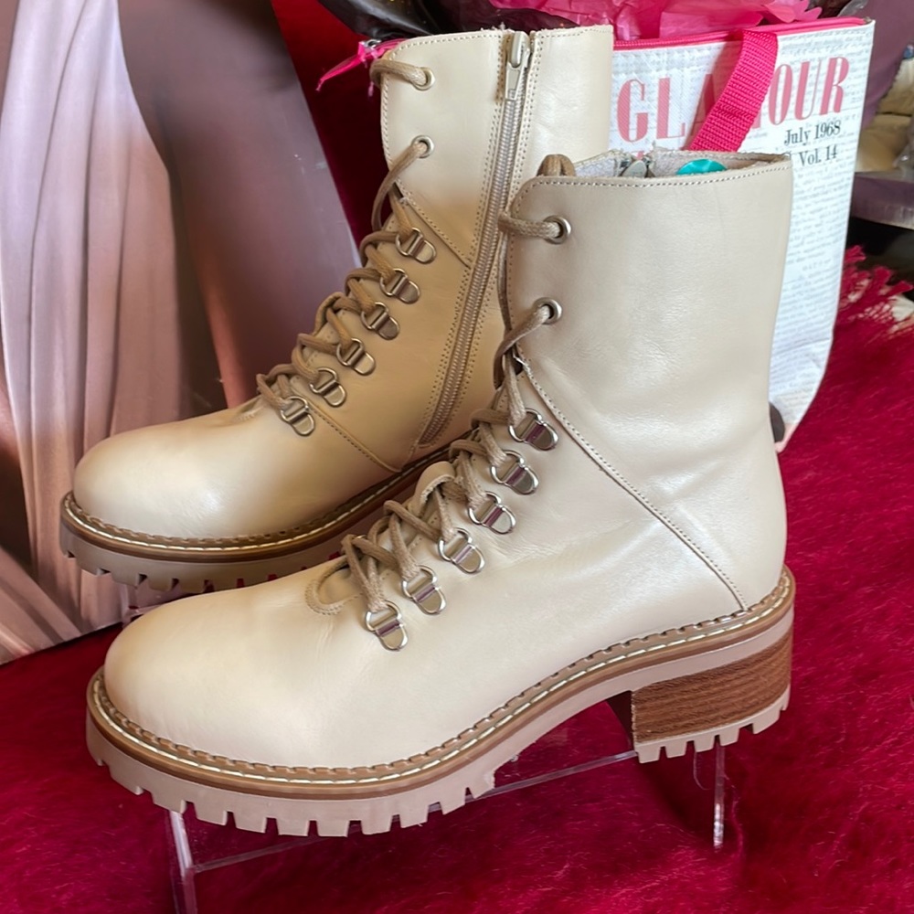 Bertuchi Almond/Cream Leather Lug Sole Lace-up Combat Boots made in Ital…